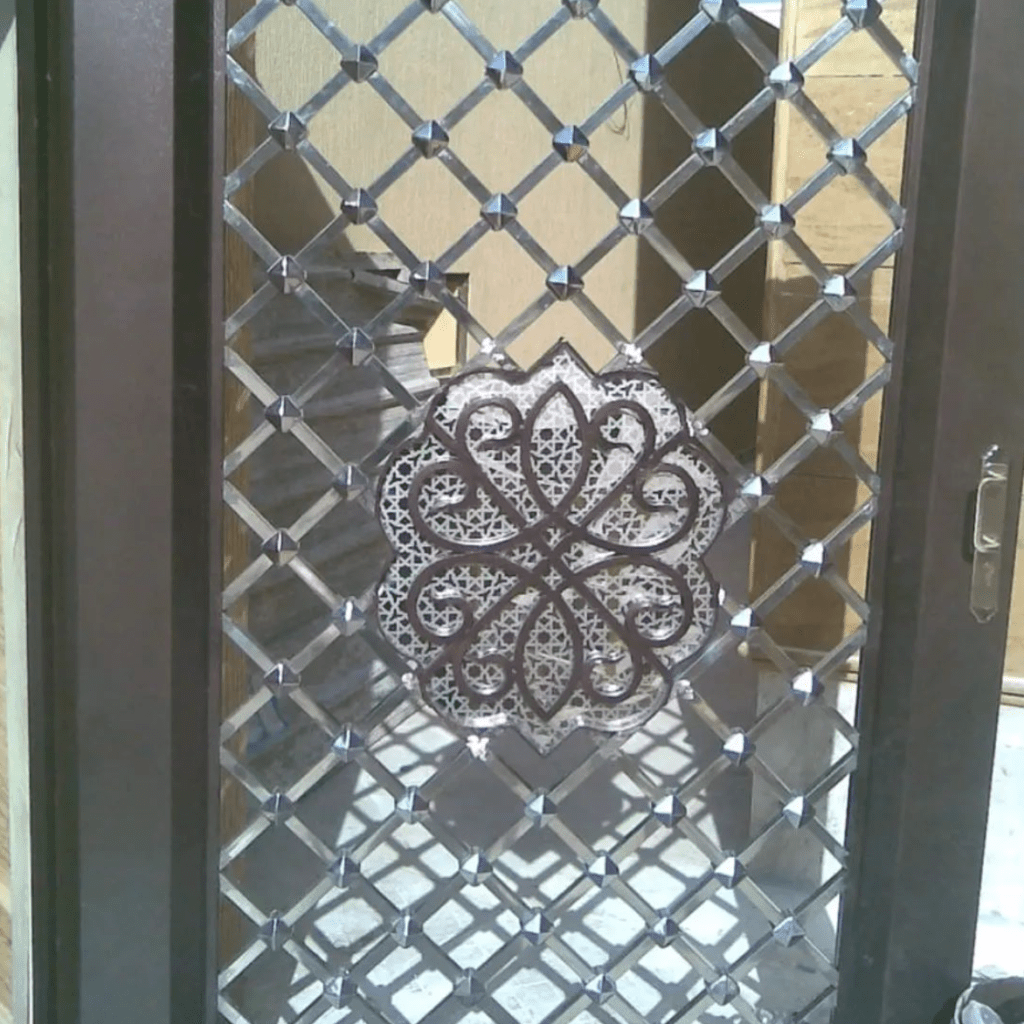 stainless-steel-design-gate