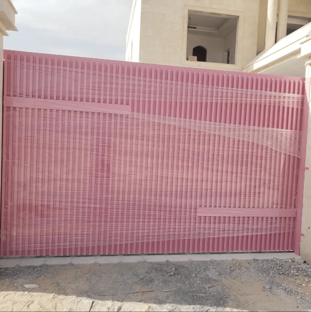 Pink-Gate-with-lines-gallery