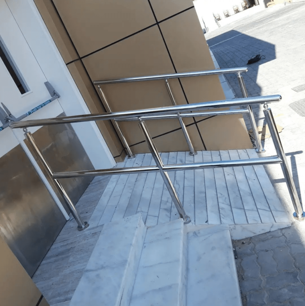 ss-steps-railing